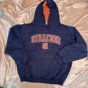 Colisseum   hooded Syracuse Sweatshirt. Kids XL